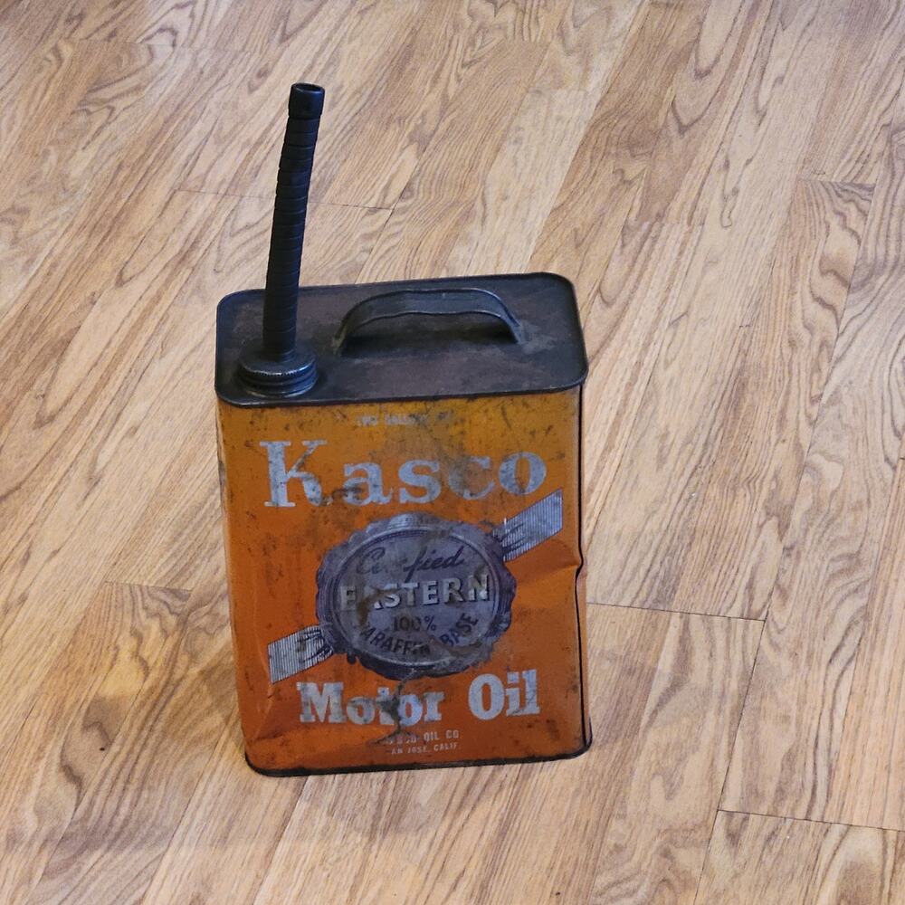 Vintage Kasco Motor Oil Two Gallon Tin Can Canister. Empty. Canister only.
